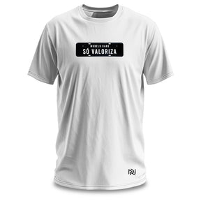 Camiseta Masculina Modelo Raro