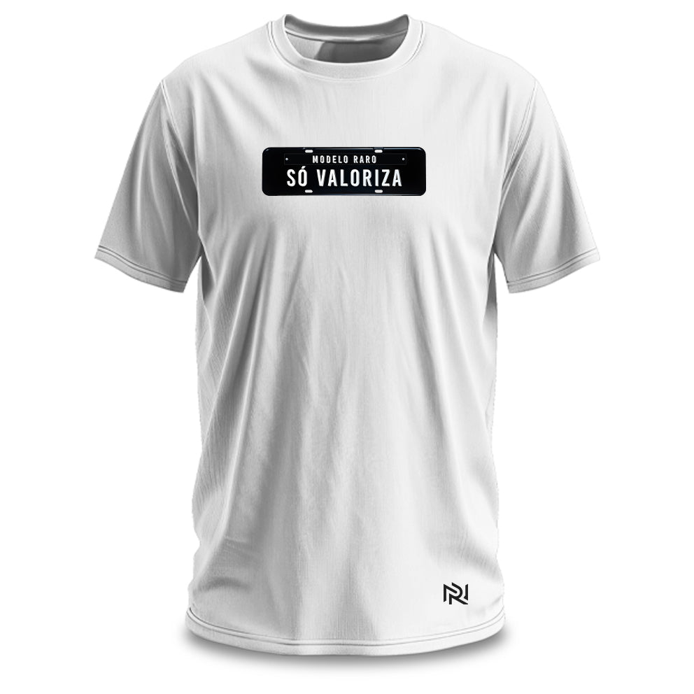 Camiseta Masculina Modelo Raro