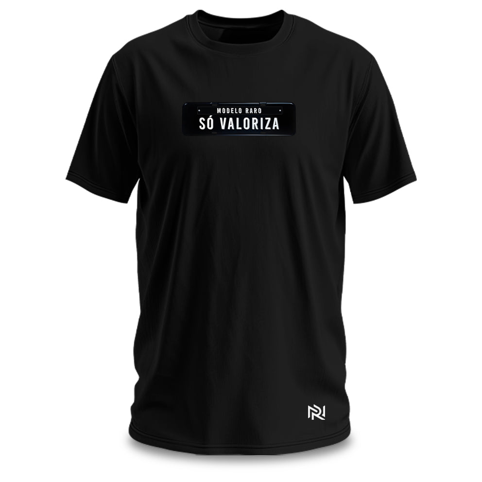 Camiseta Masculina Modelo Raro